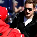 CIRCUIT DE BARCELONA-CATALUNYA, SPAIN - FEBRUARY 26: Stoffel Vandoorne poses for a photo with a fan during the Barcelona February testing II at Circuit de Barcelona-Catalunya on February 26, 2019 in Circuit de Barcelona-Catalunya, Spain. (Photo by Glenn Dunbar / LAT Images)