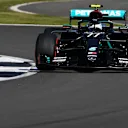 NORTHAMPTON, ENGLAND - JULY 31: Valtteri Bottas of Finland driving the (77) Mercedes AMG Petronas F1 Team Mercedes W11 on track during practice for the F1 Grand Prix of Great Britain at Silverstone on July 31, 2020 in Northampton, England. (Photo by Rudy Carezzevoli/Getty Images)