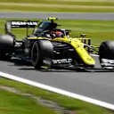 NORTHAMPTON, ENGLAND - AUGUST 01: Esteban Ocon of France driving the (31) Renault Sport Formula One Team RS20 during qualifying for the F1 Grand Prix of Great Britain at Silverstone on August 01, 2020 in Northampton, England. (Photo by Rudy Carezzevoli/Getty Images)