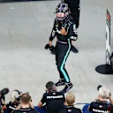 SOCHI, RUSSIA - SEPTEMBER 26: Pole position qualifier Lewis Hamilton of Great Britain and Mercedes GP celebrates with teammates in parc ferme during qualifying ahead of the F1 Grand Prix of Russia at Sochi Autodrom on September 26, 2020 in Sochi, Russia. (Photo by Pavel Golovkin - Pool/Getty Images)