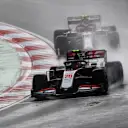 ISTANBUL, TURKEY - NOVEMBER 15: Kevin Magnussen of Denmark driving the (20) Haas F1 Team VF-20 Ferrari leads Antonio Giovinazzi of Italy driving the (99) Alfa Romeo Racing C39 Ferrari during the F1 Grand Prix of Turkey at Intercity Istanbul Park on November 15, 2020 in Istanbul, Turkey. (Photo by Clive Mason/Getty Images)