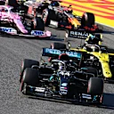 SCARPERIA, ITALY - SEPTEMBER 13: Lewis Hamilton of Great Britain driving the (44) Mercedes AMG Petronas F1 Team Mercedes W11 leads Daniel Ricciardo of Australia driving the (3) Renault Sport Formula One Team RS20 on track during the F1 Grand Prix of Tuscany at Mugello Circuit on September 13, 2020 in Scarperia, Italy. (Photo by Miguel Medina - Pool/Getty Images)
