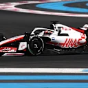 LE CASTELLET, FRANCE - JULY 24: Kevin Magnussen of Denmark driving the (20) Haas F1 VF-22 Ferrari on track during the F1 Grand Prix of France at Circuit Paul Ricard on July 24, 2022 in Le Castellet, France. (Photo by Joe Portlock - Formula 1/Formula 1 via Getty Images)