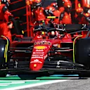 LE CASTELLET, FRANCE - JULY 24: Carlos Sainz of Spain driving (55) the Ferrari F1-75 makes a pitstop during the F1 Grand Prix of France at Circuit Paul Ricard on July 24, 2022 in Le Castellet, France. (Photo by Mark Thompson/Getty Images)