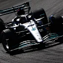 MONZA, ITALY - SEPTEMBER 11: George Russell of Great Britain driving the (63) Mercedes AMG Petronas F1 Team W13 on track during the F1 Grand Prix of Italy at Autodromo Nazionale Monza on September 11, 2022 in Monza, Italy. (Photo by Mark Thompson/Getty Images)