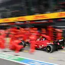 ZANDVOORT, NETHERLANDS - SEPTEMBER 04: Carlos Sainz of Spain driving (55) the Ferrari F1-75 makes a pitstop during the F1 Grand Prix of The Netherlands at Circuit Zandvoort on September 04, 2022 in Zandvoort, Netherlands. (Photo by Dan Mullan/Getty Images)