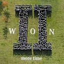 Mercedes celebrate their 2015 constructors' championship triumph at their UK factory in Brixworth, October 12, 2015 © Daimler AG