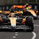MELBOURNE, AUSTRALIA - MARCH 31: Oscar Piastri of Australia driving the (81) McLaren MCL60 Mercedes leads Lando Norris of Great Britain driving the (4) McLaren MCL60 Mercedes during practice ahead of the F1 Grand Prix of Australia at Albert Park Grand Prix Circuit on March 31, 2023 in Melbourne, Australia. (Photo by Robert Cianflone/Getty Images)