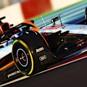 LUSAIL CITY, QATAR - OCTOBER 07: Alexander Albon of Thailand driving the (23) Williams FW45 Mercedes on track during the Sprint Shootout ahead of the F1 Grand Prix of Qatar at Lusail International Circuit on October 07, 2023 in Lusail City, Qatar. (Photo by Mark Thompson/Getty Images)