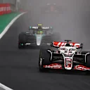 SAO PAULO, BRAZIL - NOVEMBER 03: Oliver Bearman of Great Britain driving the (50) Haas F1 VF-24 Ferrari leads Lewis Hamilton of Great Britain driving the (44) Mercedes AMG Petronas F1 Team W15 on track  during the F1 Grand Prix of Brazil at Autodromo Jose Carlos Pace on November 03, 2024 in Sao Paulo, Brazil. (Photo by Mark Thompson/Getty Images)
