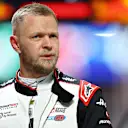 LAS VEGAS, NEVADA - NOVEMBER 22: 12th placed qualifier Kevin Magnussen of Denmark and Haas F1 walks in the Pitlane during qualifying ahead of the F1 Grand Prix of Las Vegas at Las Vegas Strip Circuit on November 22, 2024 in Las Vegas, Nevada. (Photo by Clive Rose - Formula 1/Formula 1 via Getty Images)