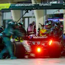 BAHRAIN, BAHRAIN - APRIL 13: Fernando Alonso of Spain driving the (14) Aston Martin F1 Team AMR25 Mercedes makes a pitstop during the F1 Grand Prix of Bahrain at Bahrain International Circuit on April 13, 2025 in Bahrain, Bahrain. (Photo by Bryn Lennon - Formula 1/Formula 1 via Getty Images)