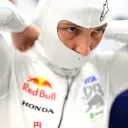 JEDDAH, SAUDI ARABIA - APRIL 19: Liam Lawson of New Zealand and Visa Cash App Racing Bulls prepares to drive in the garage during qualifying ahead of the F1 Grand Prix of Saudi Arabia at Jeddah Corniche Circuit on April 19, 2025 in Jeddah, Saudi Arabia. (Photo by Rudy Carezzevoli/Getty Images)