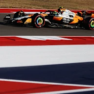 AUSTIN, TEXAS - OCTOBER 17: Lando Norris of Great Britain driving the (4) McLaren MCL39 Mercedes on