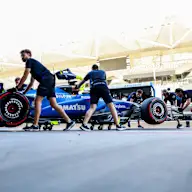 ABU DHABI, UNITED ARAB EMIRATES - DECEMBER 06: Alexander Albon of Thailand driving the (23)