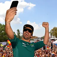 Alonso-Fandom-Display.png