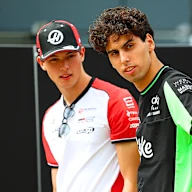 SUZUKA, JAPAN - APRIL 06: Gabriel Bortoleto of Brazil and Stake F1 Team Kick Sauber and Oliver
