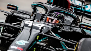 44 HAMILTON Lewis (gbr), Mercedes AMG F1 GP W11 Hybrid EQ Power+, action during the Formula 1