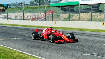 200051-f1-sebastian-vettel-mugello.jpg