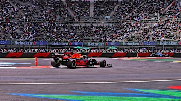 GettyImages-1351550254.jpg
