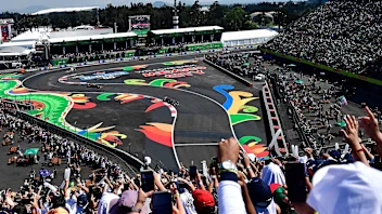 GettyImages-1236425459.jpg