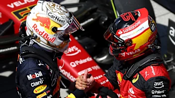 verstappen-sainz.jpg