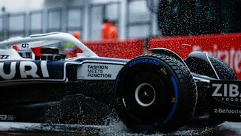 51-friday-suzuka.jpg