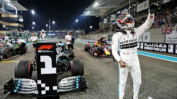 Lewis Hamilton (GBR) Mercedes AMG F1 celebrates his pole position in qualifying parc
