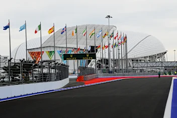 Formula One World Championship, Rd16, Russian Grand Prix, Preparations, Sochi Autodrom, Sochi,