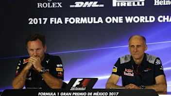 Christian Horner (GBR) Red Bull Racing Team Principal and Franz Tost (AUT) Scuderia Toro Rosso Team