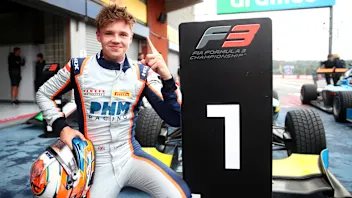 barnard-f3-win-spa-2023.png