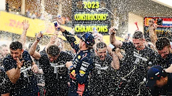 red-bull-constructors-suzuka-2023.png