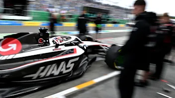 haas-pit-stop-1.png