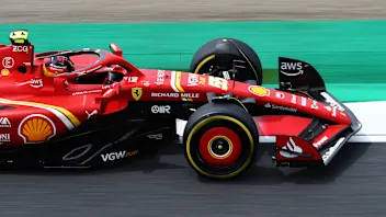 sainz-suzuka-2024-action.png