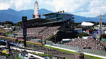 suzuka-2023-race-start.png