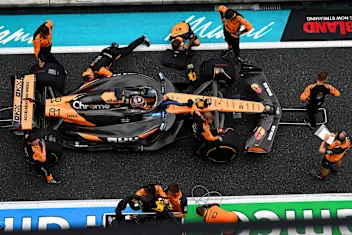 MIAMI, FLORIDA - MAY 03: Oscar Piastri of Australia driving the (81) McLaren MCL39 Mercedes in the