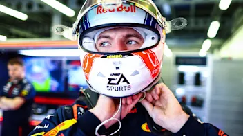 verstappen-helmet.png
