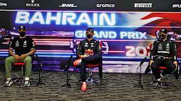 (L to R): Lewis Hamilton (GBR) Mercedes AMG F1; Max Verstappen (NLD) Red Bull Racing; and Valtteri