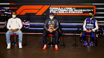 HAMILTON Lewis (gbr), Mercedes AMG F1 GP W12 E Performance, VERSTAPPEN Max (ned), Red Bull Racing