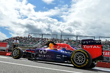 Sebastian Vettel (GER) Red Bull Racing RB10. Formula One World Championship, Rd7, Canadian Grand