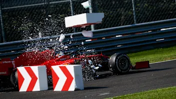 05 VETTEL Sebastian (ger), Scuderia Ferrari SF1000, brakes failure during the Formula 1 Gran Premio