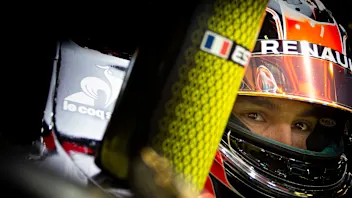Esteban Ocon (FRA) Renault F1 Team RS19.
03.12.2019. Formula 1 Testing, Yas Marina Circuit, Abu