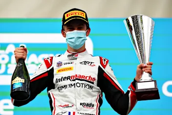 BUDAPEST, HUNGARY - JULY 18: Race winner Theo Pourchaire of France and ART Grand Prix celebrates on