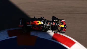 SOCHI, RUSSIA - SEPTEMBER 24: Max Verstappen of the Netherlands driving the (33) Red Bull Racing