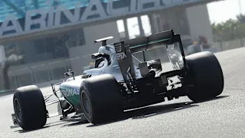 ABU DHABI 2017 TYRE TEST