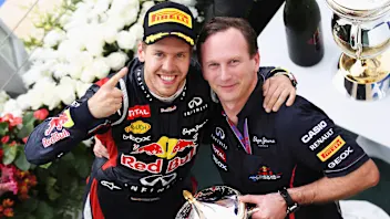 vettel-horner.jpg