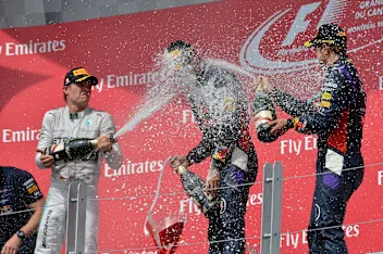 (L to R): Nico Rosberg (GER) Mercedes AMG F1, Daniel Ricciardo (AUS) Red Bull Racing and Sebastian