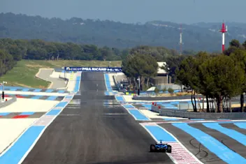 Nick Heidfeld (GER) Sauber Petronas C21 tests at the impressive new facilities at Paul