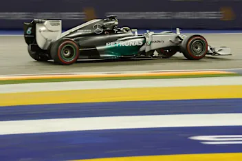 Lewis Hamilton (GBR) Mercedes AMG F1 W05. Formula One World Championship, Rd14, Singapore Grand