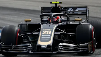 9kZnE4aTE6XCpz61_xtDWdagmpdBEe_5